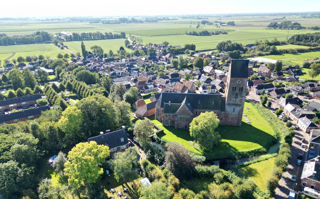 Luchtfoto van Stedum, Groningen